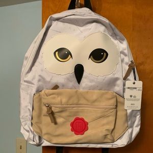 NWT Licensed Harry Potter Hedwig backpack! It has a removable Fanny pack!